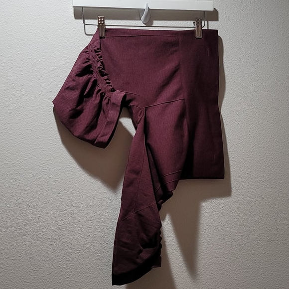 lululemon 10 High-Waist Burgundy Cropped Capri Leggings Athleisure Activewear - Picture 8 of 8